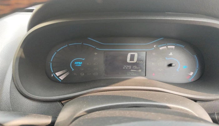 2020 Renault Kwid CLIMBER 1.0 (O), Petrol, Manual, 22,919 km, interior