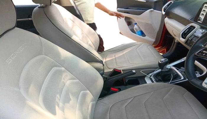 2021 KIA SONET HTX 1.0 IMT, Petrol, Manual, 17,244 km, interior