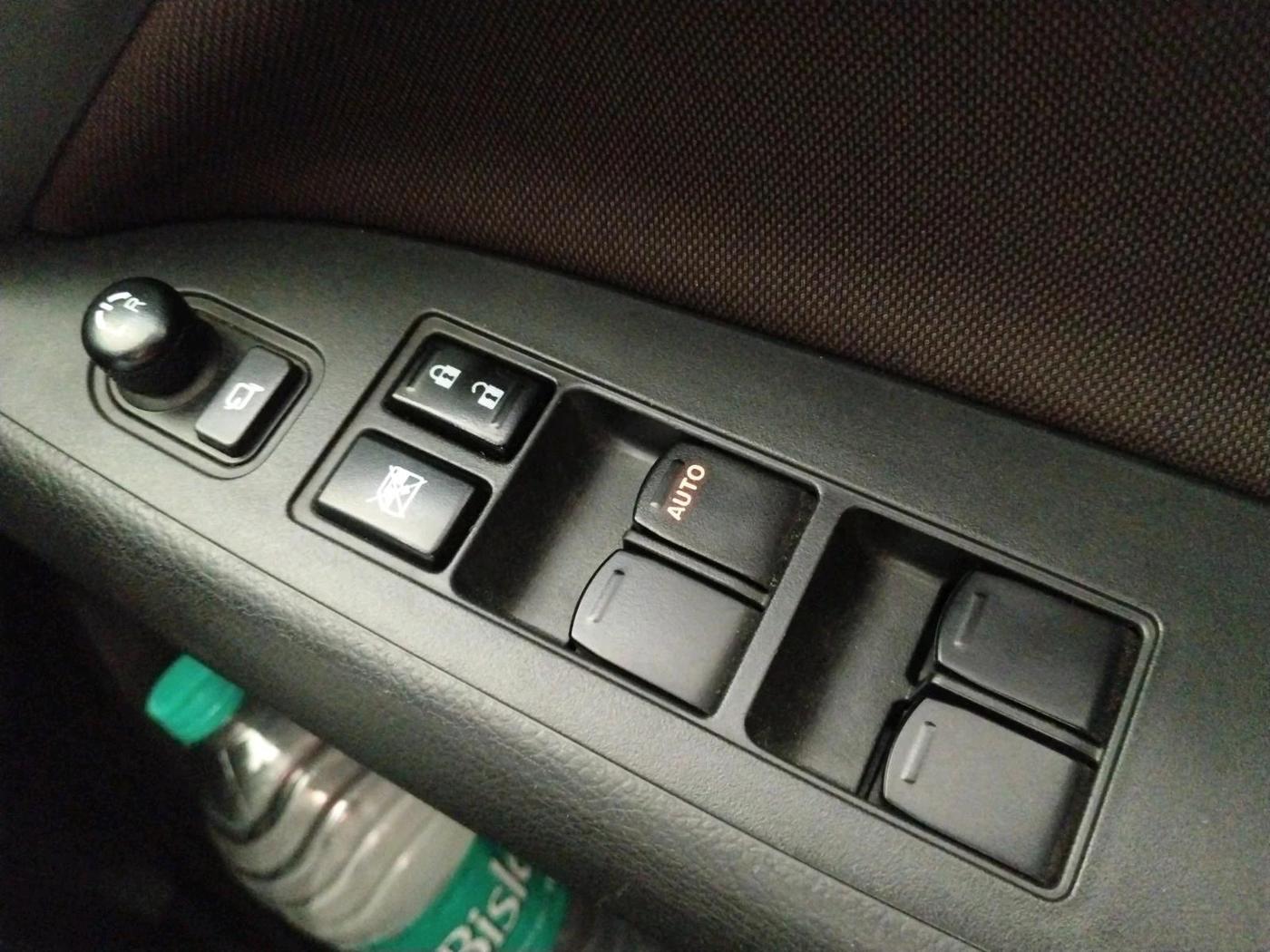 2024 Maruti BREZZA ZXI SMART HYBRID , Petrol, Manual, 33,832 km, interior