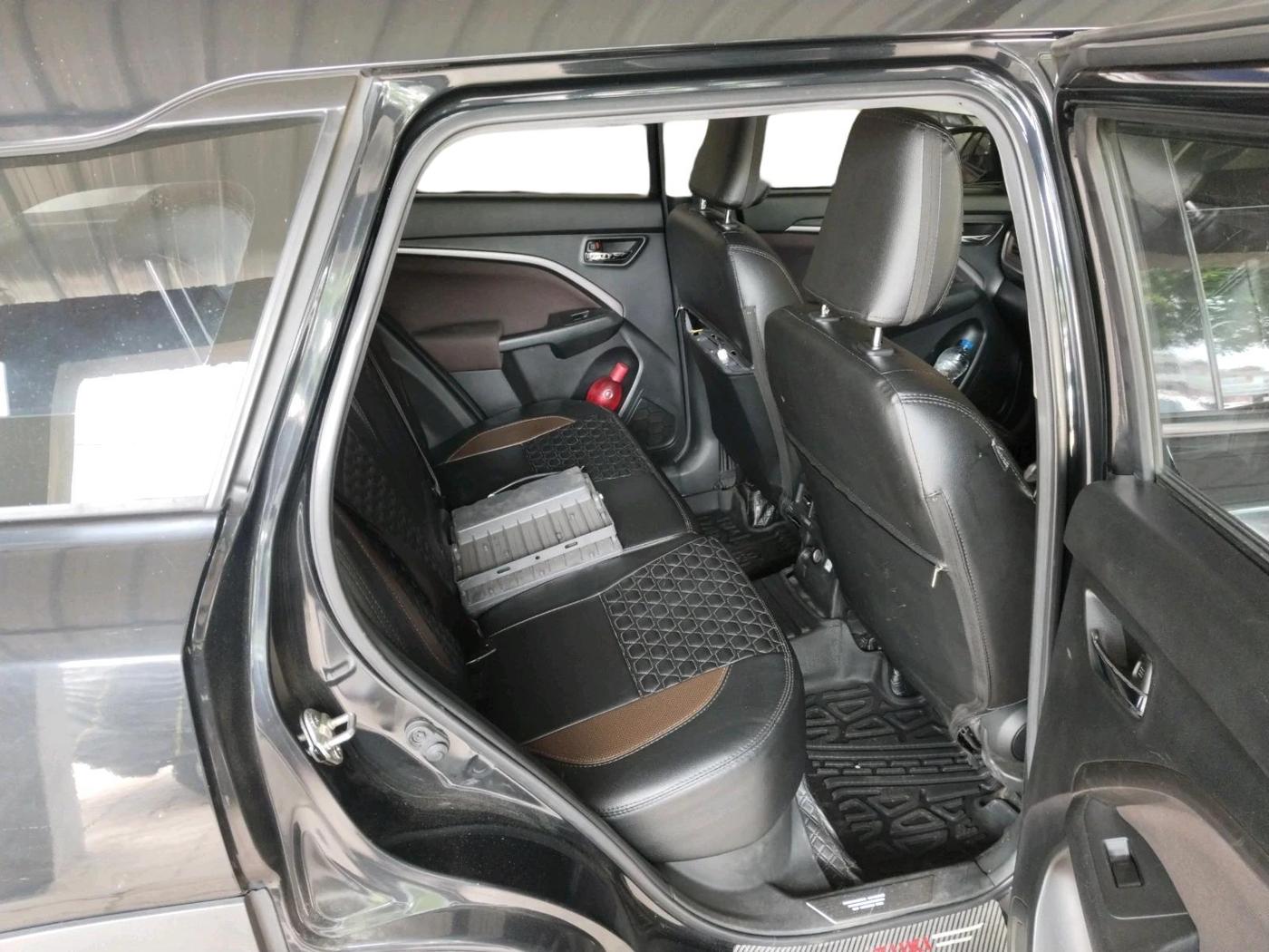 2024 Maruti BREZZA ZXI SMART HYBRID , Petrol, Manual, 33,832 km, interior