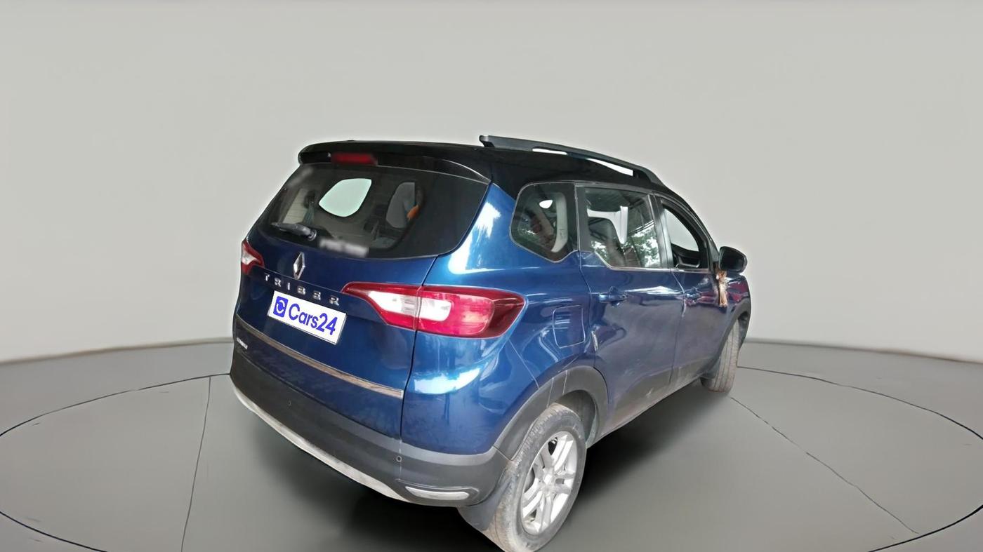 2022 Renault TRIBER RXZ DUAL TONE, Petrol, Manual, 77,589 km, exterior