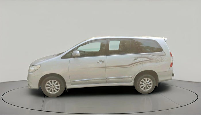 2013 Toyota Innova 2.5 G 7 STR, Diesel, Manual, 1,73,450 km, exterior