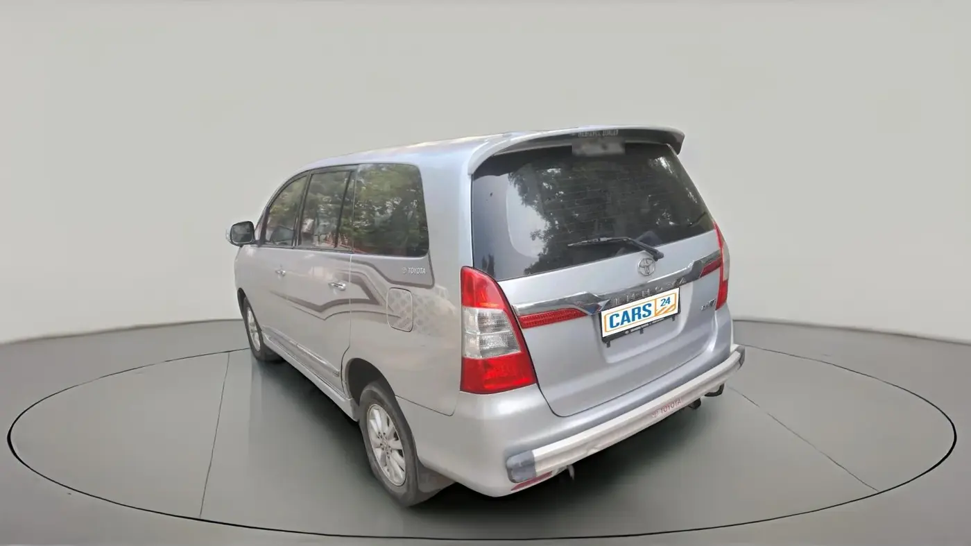 2013 Toyota Innova 2.5 G 7 STR, Diesel, Manual, 1,73,450 km, exterior