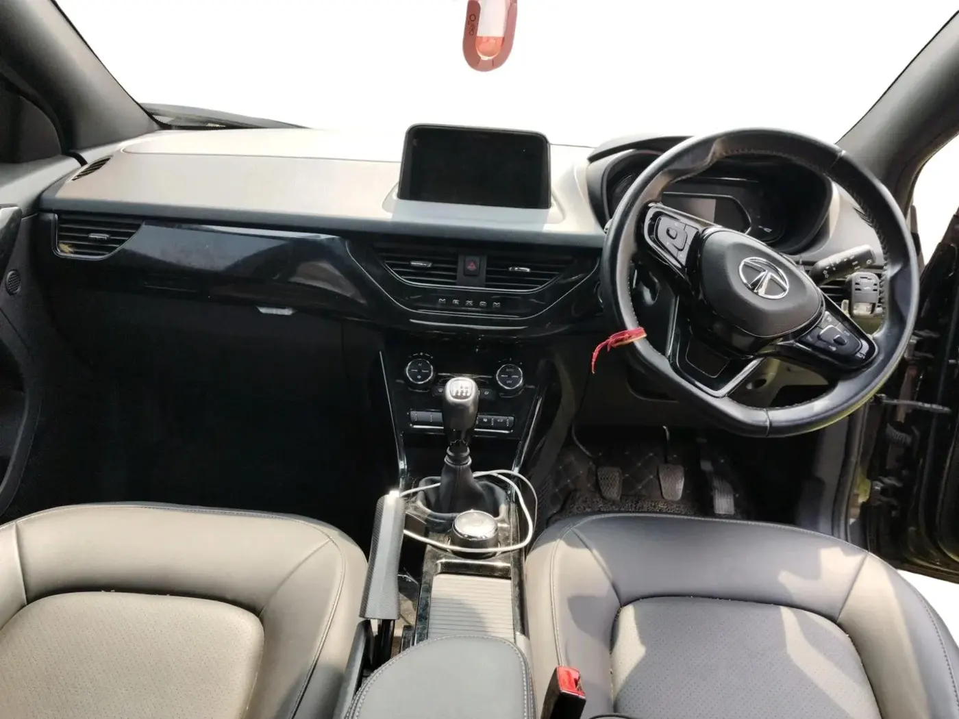 2023 Tata NEXON XZ PLUS PETROL SUNROOF DARK EDITION, Petrol, Manual, 29,500 km, interior