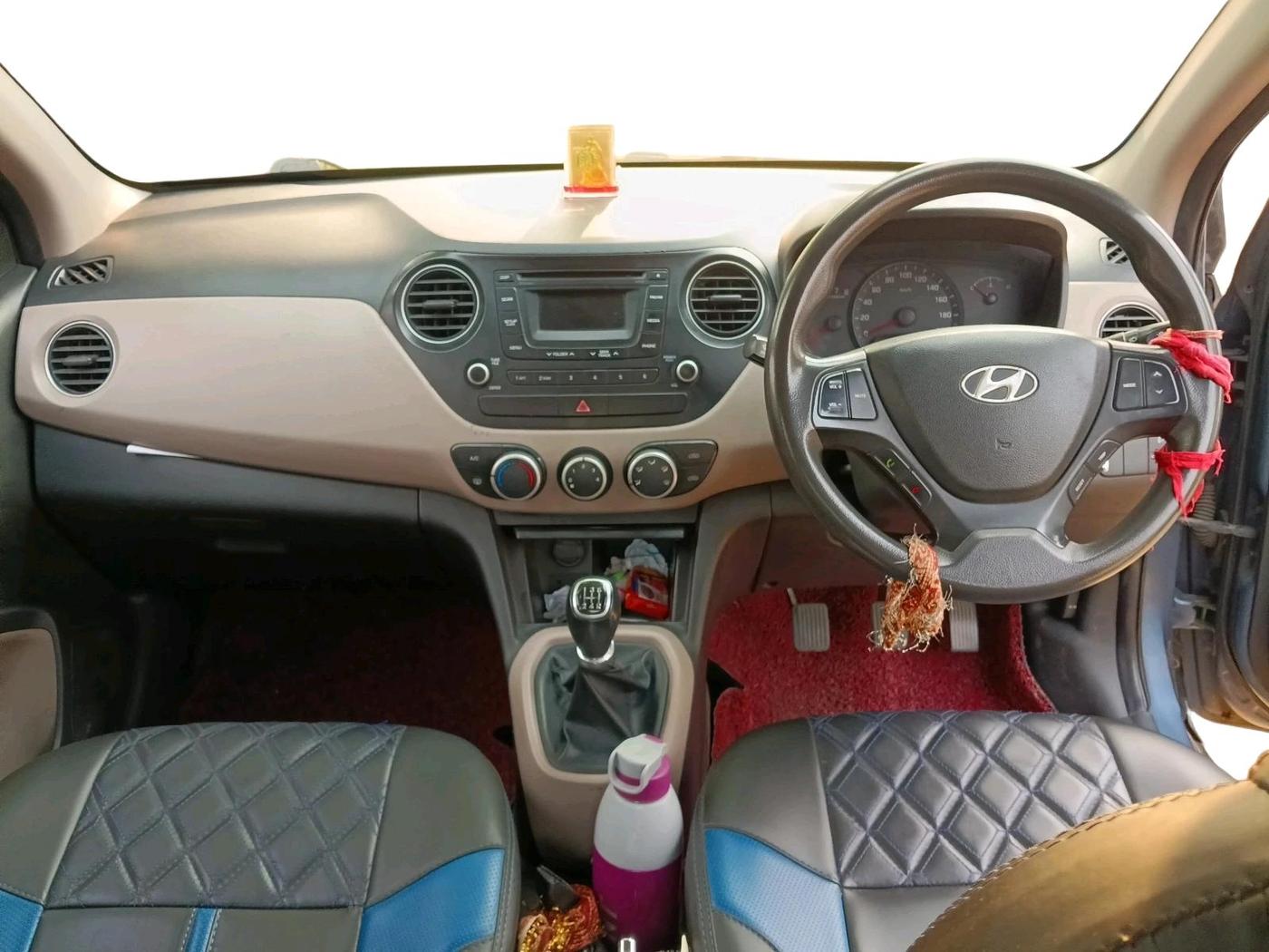 2014 Hyundai Xcent S 1.2, Petrol, Manual, 1,79,145 km, interior