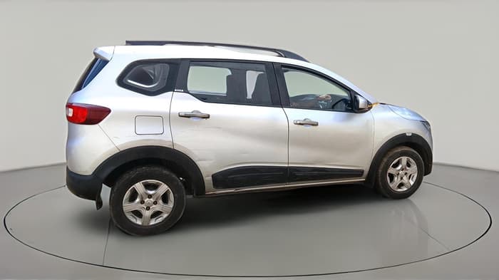 2019 Renault TRIBER RXZ, Petrol, Manual, 33,953 km, exterior