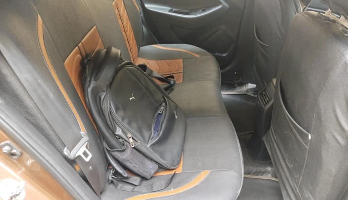 2018 Hyundai i20 Active 1.2 S, CNG, Manual, 1,17,866 km, interior