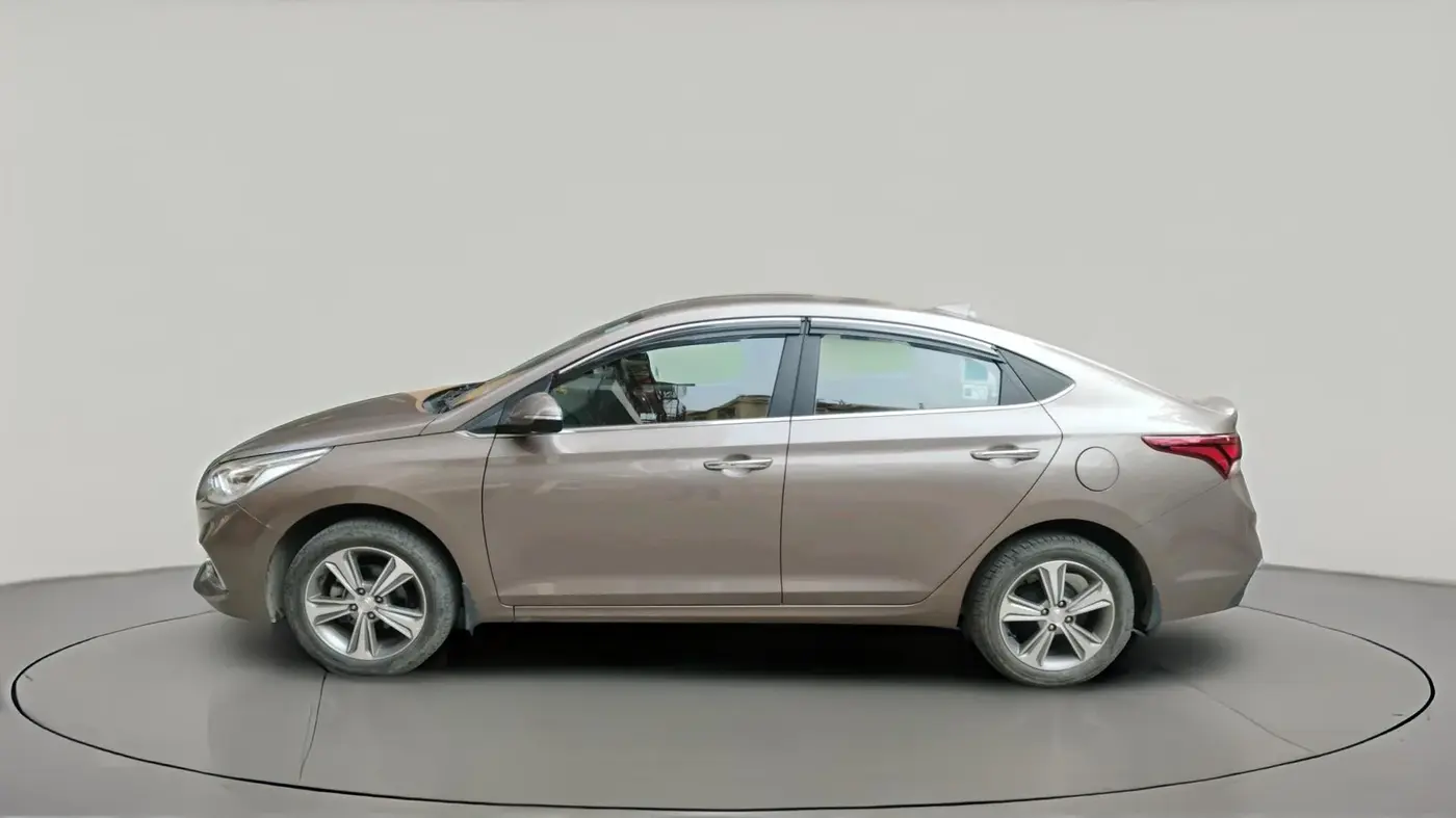 2019 Hyundai Verna 1.6 VTVT SX, Petrol, Manual, 17,633 km, exterior