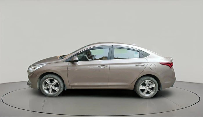 2019 Hyundai Verna 1.6 VTVT SX, Petrol, Manual, 17,633 km, exterior