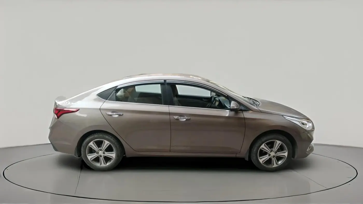 2019 Hyundai Verna 1.6 VTVT SX, Petrol, Manual, 17,633 km, exterior