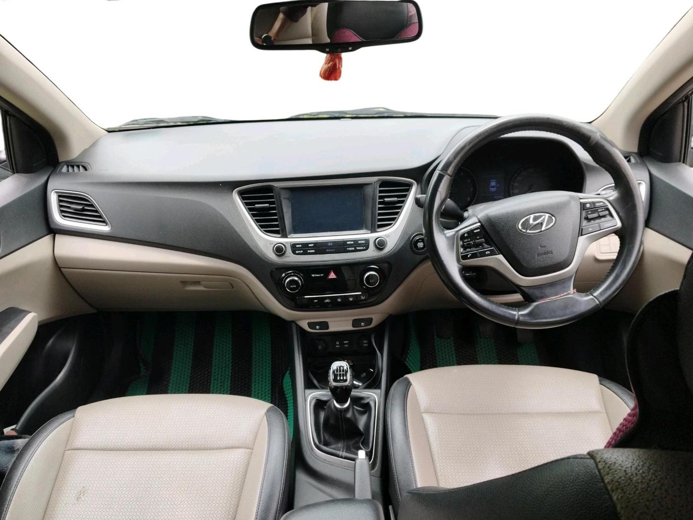 2018 Hyundai Verna 1.6 VTVT SX O, Petrol, Manual, 96,379 km, interior