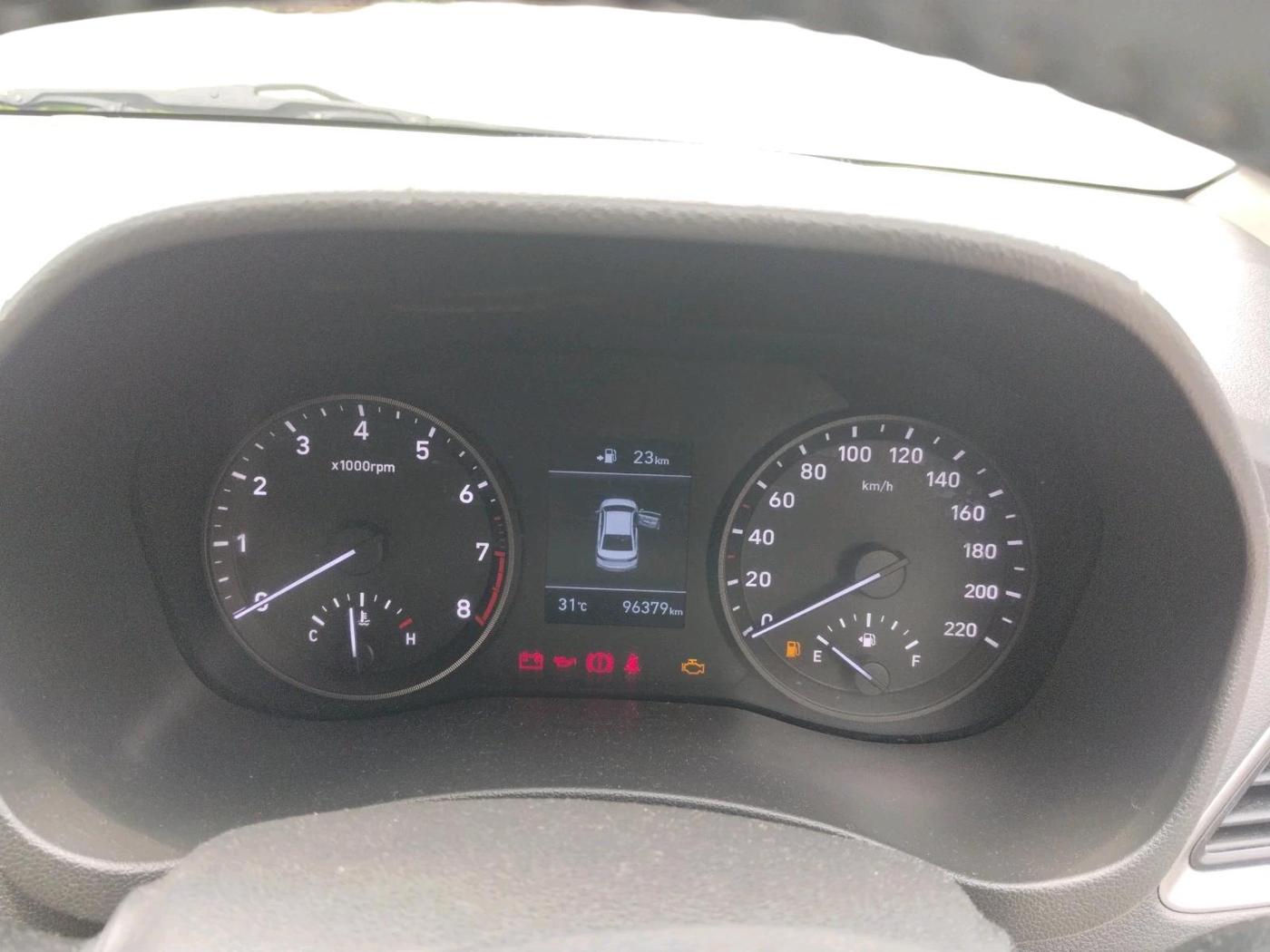 2018 Hyundai Verna 1.6 VTVT SX O, Petrol, Manual, 96,379 km, interior