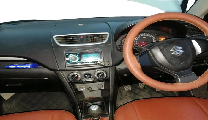 2015 Maruti Swift LXI, Petrol, Manual, 1,06,102 km, interior
