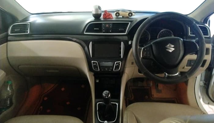 2016 Maruti Ciaz ZXI+, Petrol, Manual, 37,277 km, interior