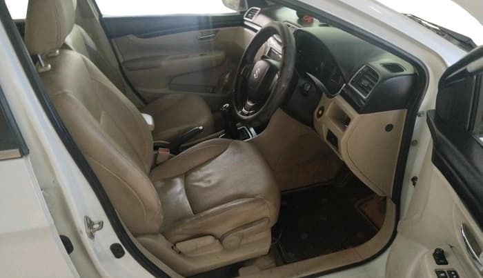 2016 Maruti Ciaz ZXI+, Petrol, Manual, 37,277 km, interior