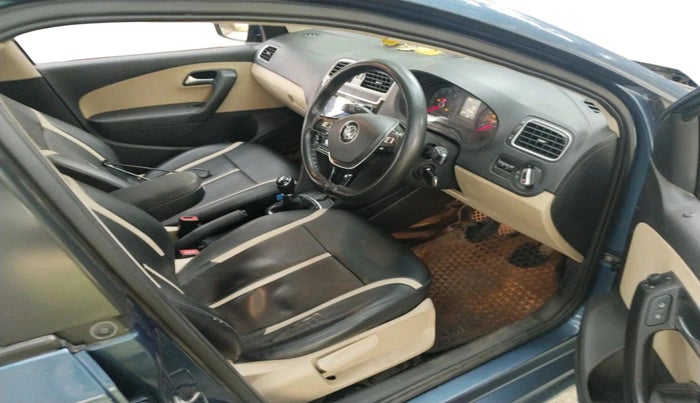 2016 Volkswagen Ameo HIGHLINE1.2L, Petrol, Manual, 43,346 km, interior