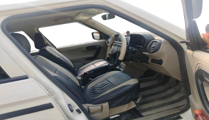 2023 Mahindra BOLERO NEO N 4, Diesel, Manual, 9,401 km, interior