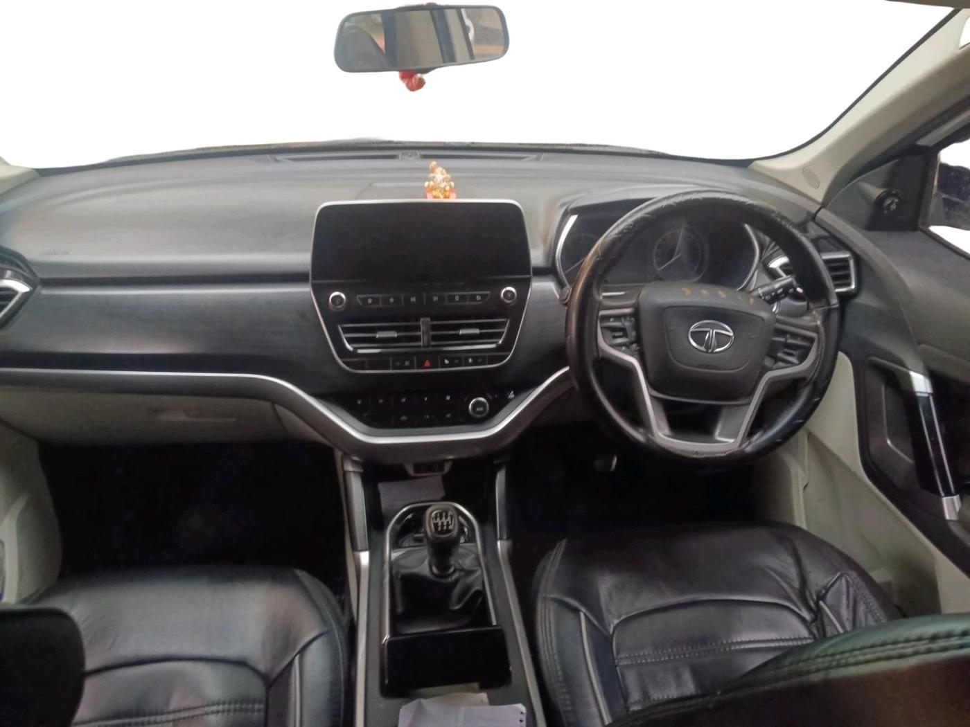 2021 Tata Safari XT PLUS, Diesel, Manual, 1,01,622 km, interior