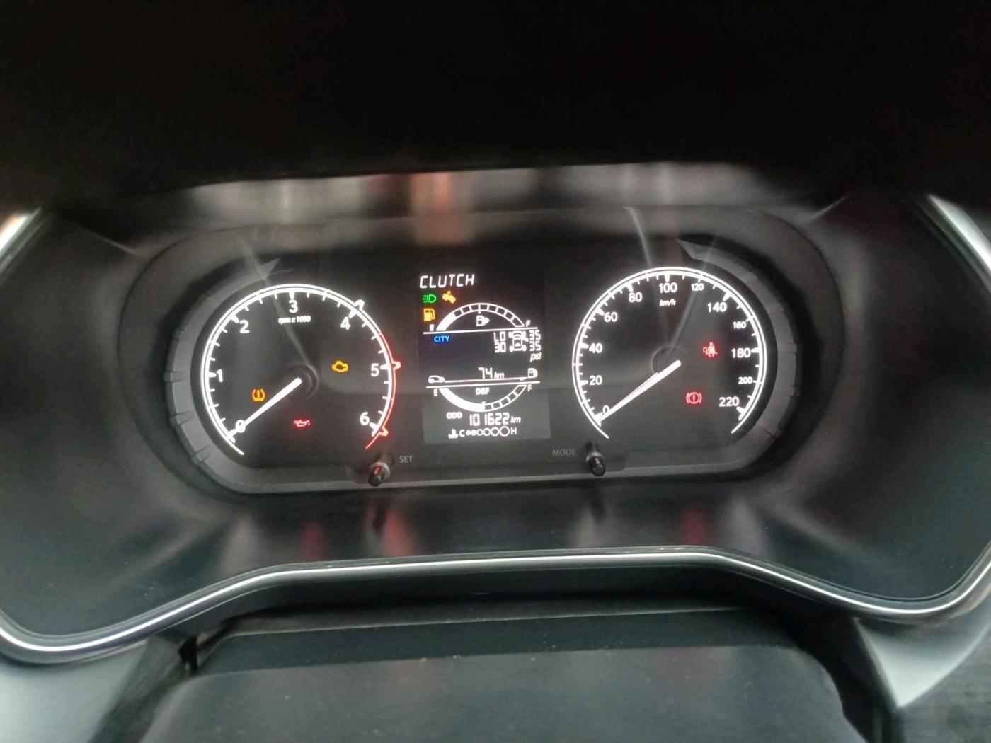 2021 Tata Safari XT PLUS, Diesel, Manual, 1,01,622 km, interior