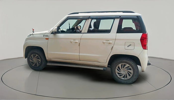 2017 Mahindra TUV300 T6, Diesel, Manual, 1,06,894 km, exterior