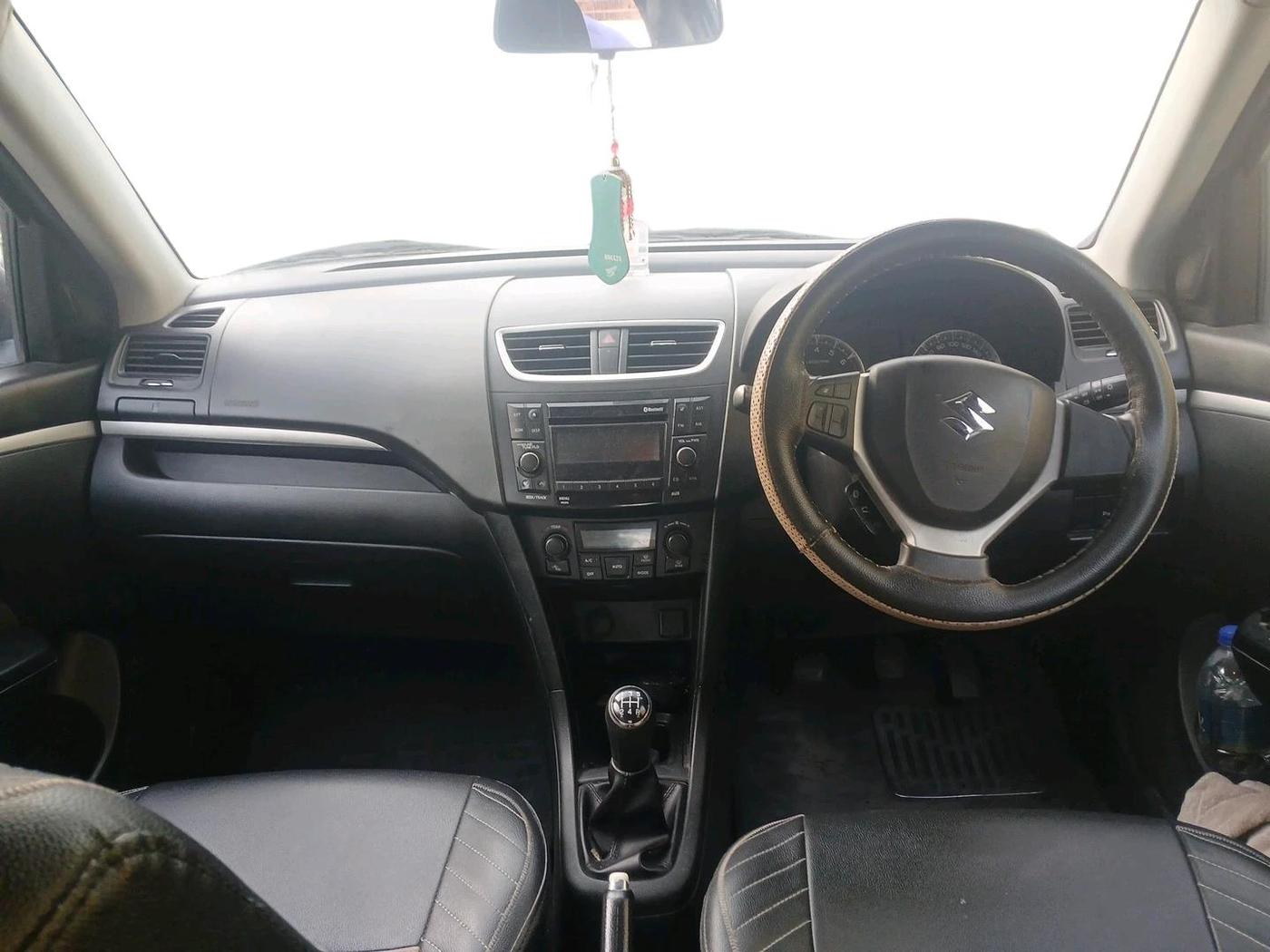 2015 Maruti Swift ZXI, Petrol, Manual, 82,114 km, interior