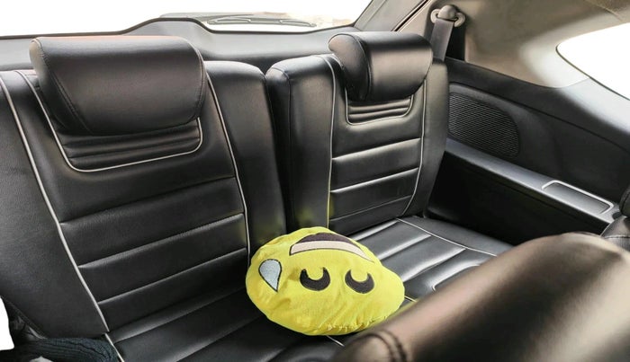 2016 Honda BR-V 1.5L I- DTEC V, Diesel, Manual, 1,56,650 km, interior