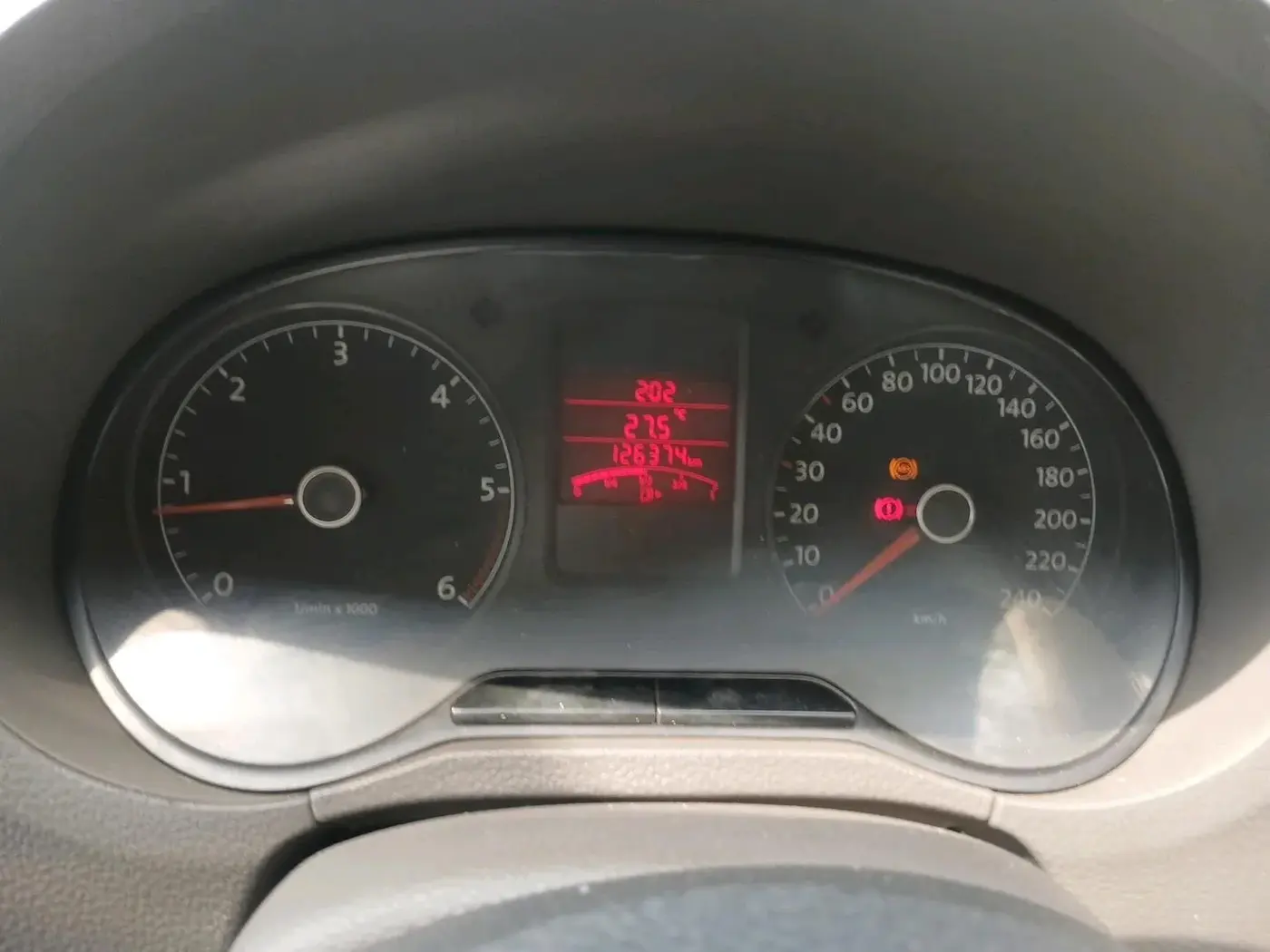 2011 Volkswagen Vento COMFORTLINE DIESEL 1.6, Diesel, Manual, 1,26,374 km, interior
