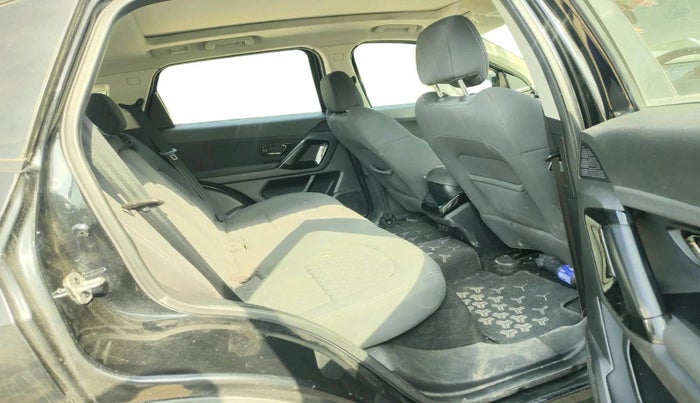 2022 Tata Harrier XT PLUS 2.0L KRYOTEC DARK EDITON, Diesel, Manual, 28,968 km, interior