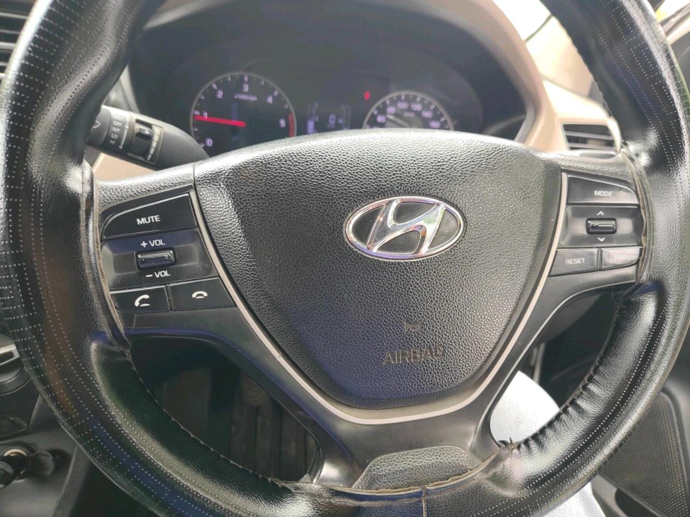 2019 Hyundai Elite i20 MAGNA PLUS 1.4 CRDI, Diesel, Manual, 1,24,612 km, interior