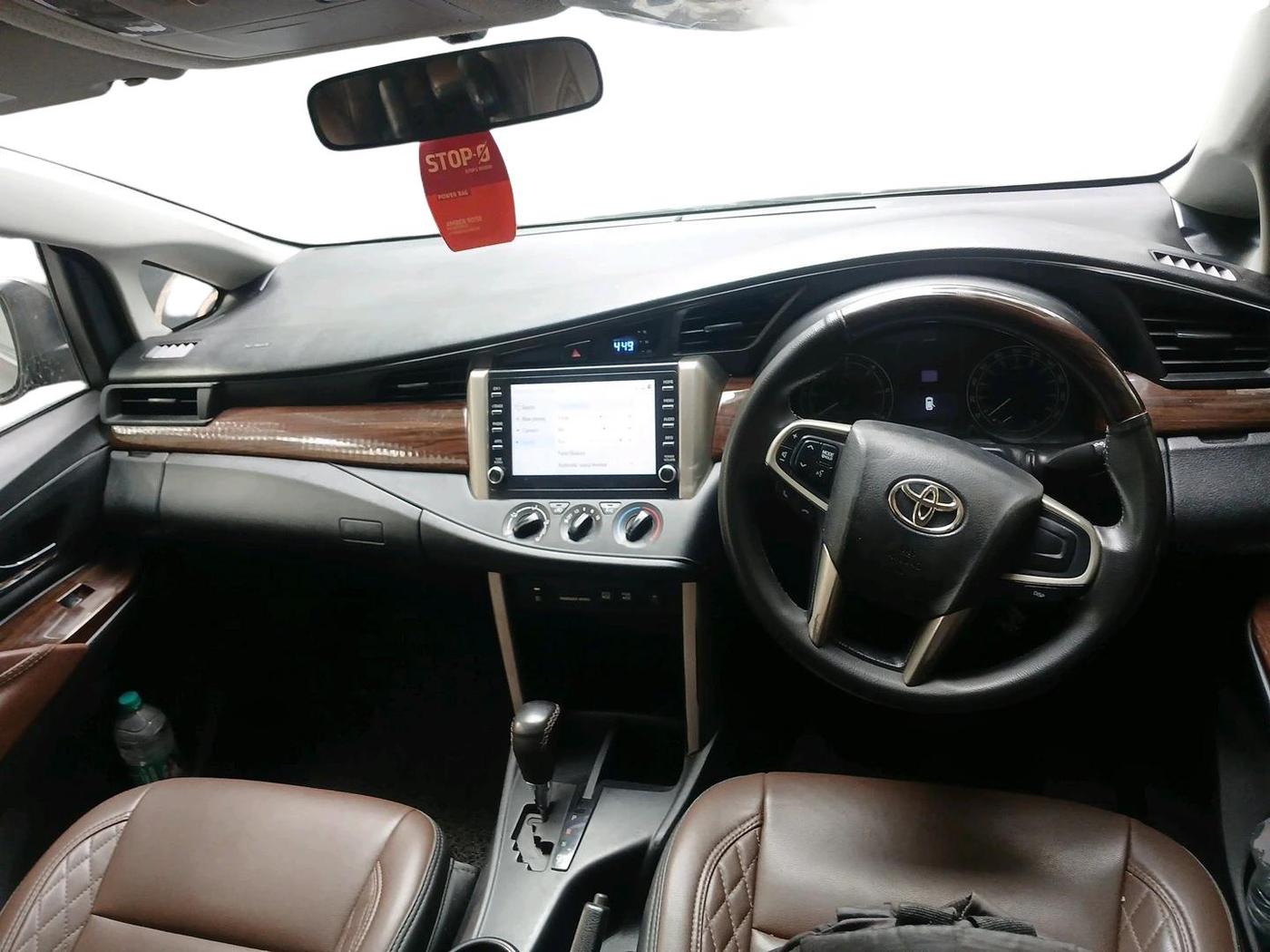 2021 Toyota Innova Crysta 2.4 GX AT 7 STR, Diesel, Automatic, 98,105 km, interior