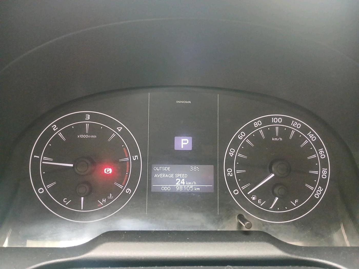 2021 Toyota Innova Crysta 2.4 GX AT 7 STR, Diesel, Automatic, 98,105 km, interior
