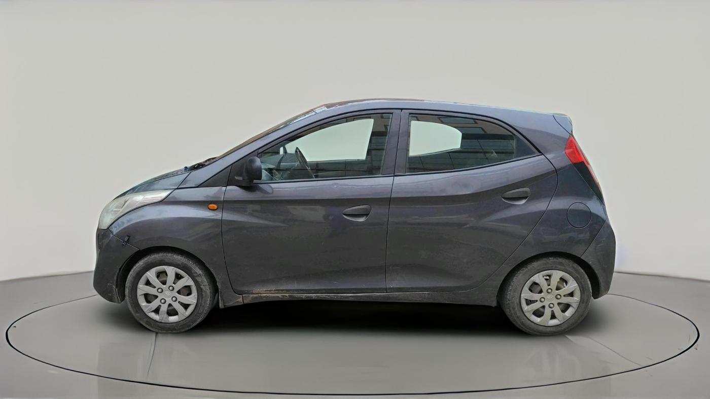2015 Hyundai Eon MAGNA +, Petrol, Manual, 1,25,226 km, exterior