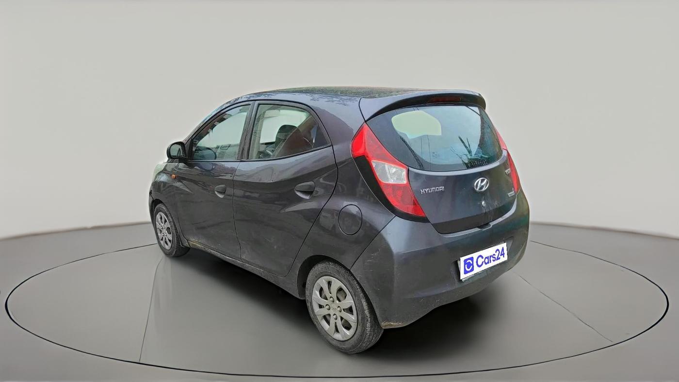 2015 Hyundai Eon MAGNA +, Petrol, Manual, 1,25,226 km, exterior