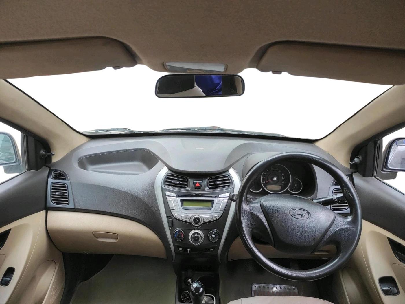 2015 Hyundai Eon MAGNA +, Petrol, Manual, 1,25,226 km, interior