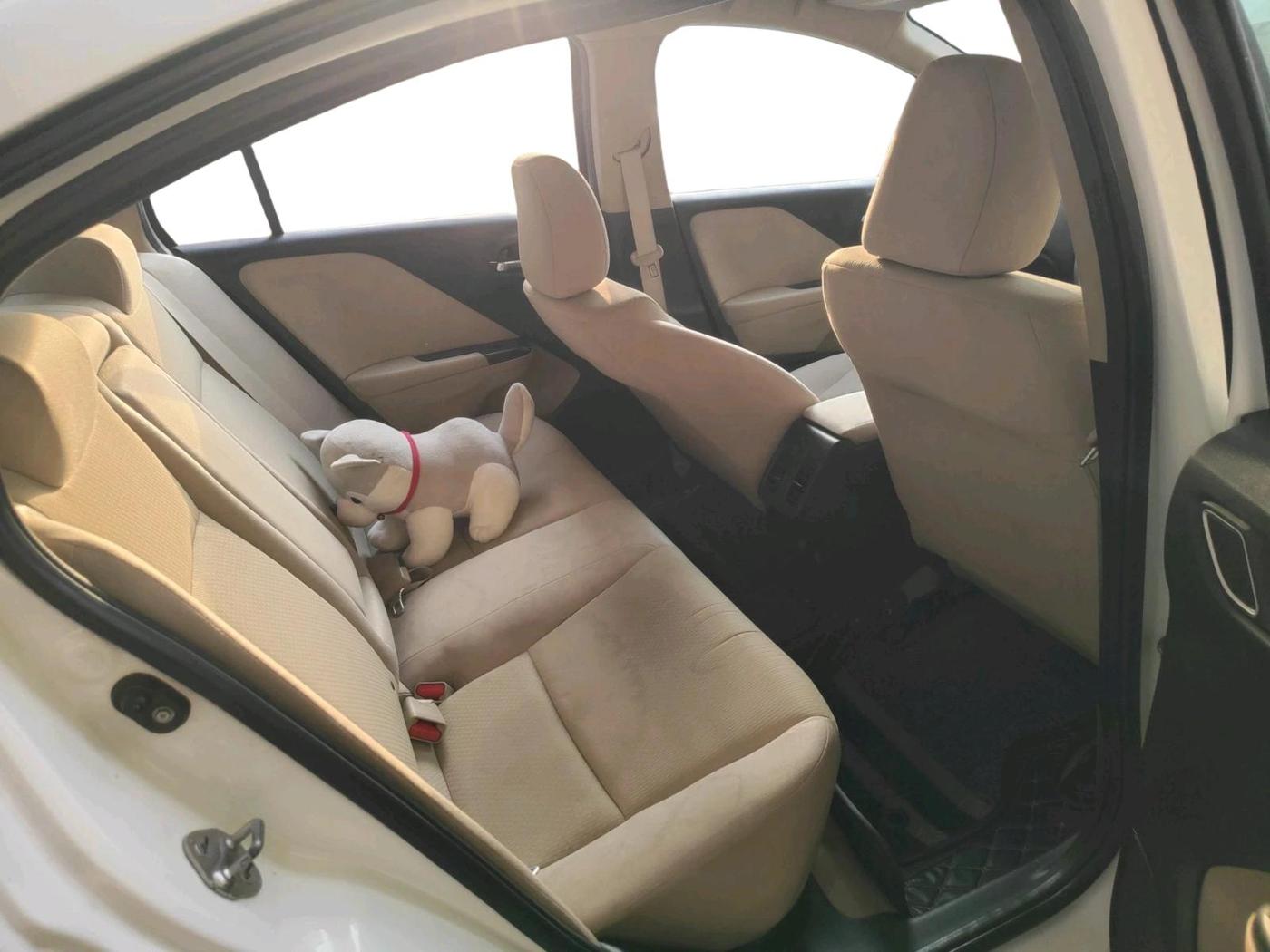 2018 Honda City 1.5L I-VTEC V MT, Petrol, Manual, 74,004 km, interior