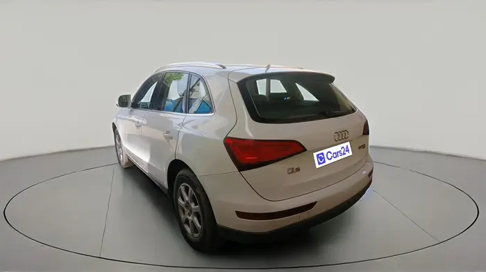 2013 Audi Q5 2.0 TDI QUATTRO, Diesel, Automatic, 1,39,362 km, exterior