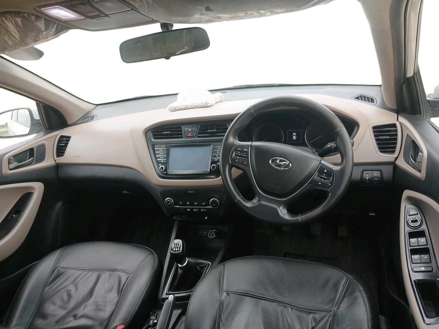 2017 Hyundai Elite i20 ASTA 1.4 CRDI, Diesel, Manual, 89,256 km, interior