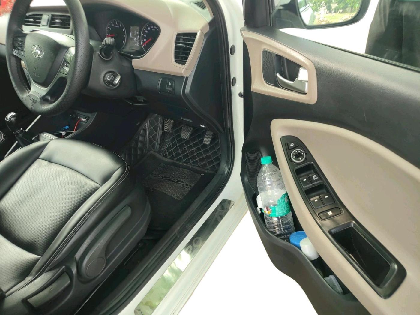 2020 Hyundai Elite i20 SPORTZ PLUS 1.2, Petrol, Manual, 1,14,779 km, interior