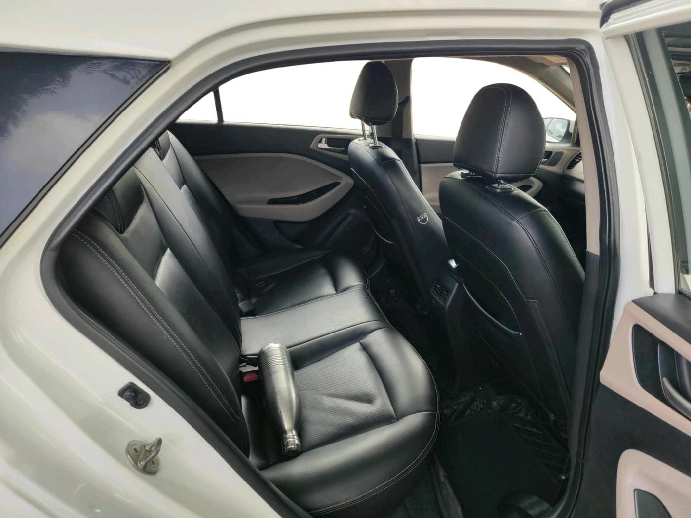 2020 Hyundai Elite i20 SPORTZ PLUS 1.2, Petrol, Manual, 1,14,779 km, interior