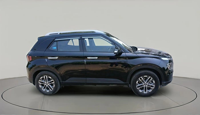 2024 Hyundai VENUE SX 1.5 CRDI, Diesel, Manual, 25,258 km, exterior