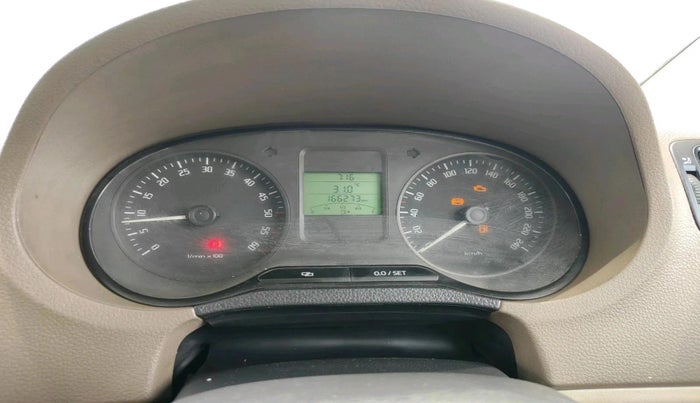 2012 Skoda Rapid 1.5 ACTIVE TDI MT, Diesel, Manual, 1,66,272 km, interior