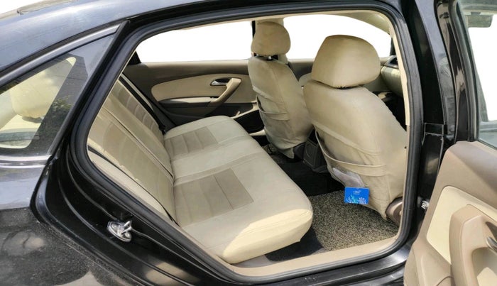 2012 Skoda Rapid 1.5 ACTIVE TDI MT, Diesel, Manual, 1,66,272 km, interior