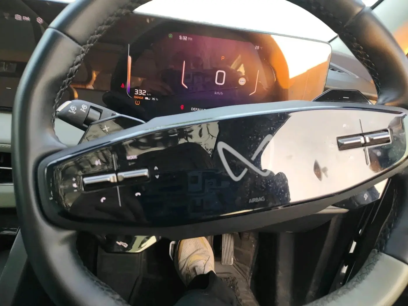 2025 Mahindra XEV 9e Pack Three B79 KWH, Electric, Automatic, 11,936 km, interior