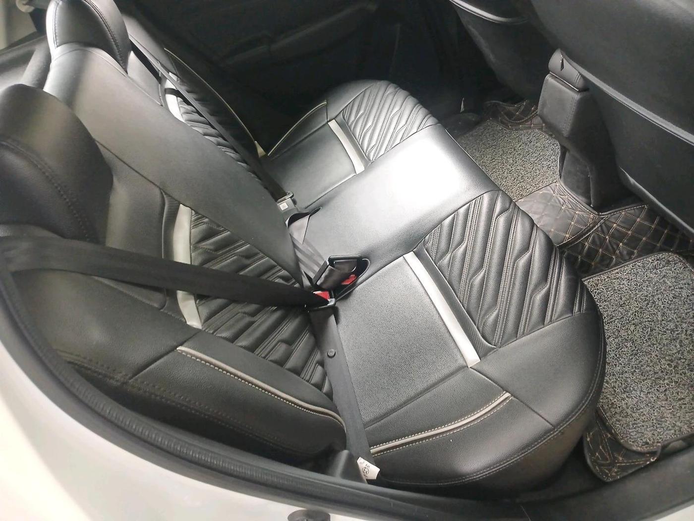 2023 Maruti Swift VXI, Petrol, Manual, 48,589 km, interior