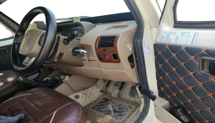 2014 Mahindra Bolero SLX BS IV, Diesel, Manual, 86,162 km, interior