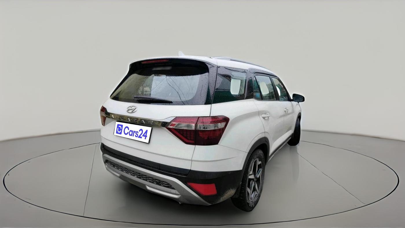 2022 Hyundai ALCAZAR PRESTIGE 1.5 MT 7STR, Diesel, Manual, 1,27,359 km, exterior
