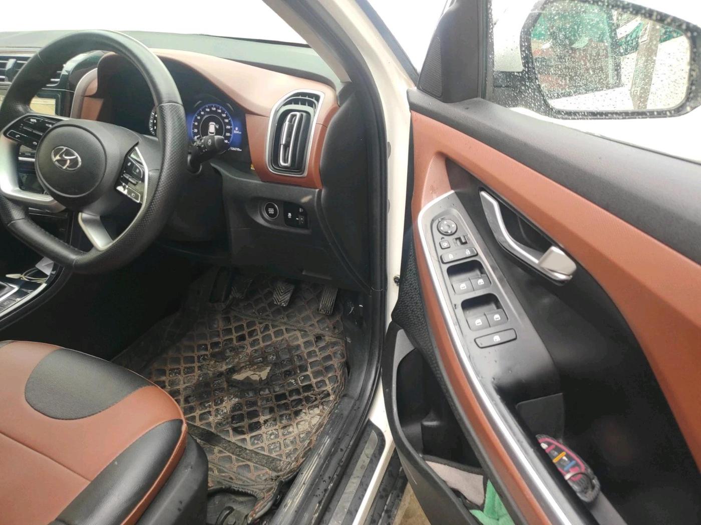 2022 Hyundai ALCAZAR PRESTIGE 1.5 MT 7STR, Diesel, Manual, 1,27,359 km, interior