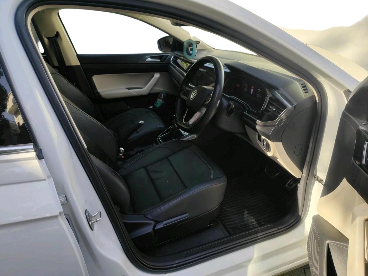 2023 Volkswagen VIRTUS GT PLUS TSI 1.5 EVO DSG, Petrol, Automatic, 26,484 km, interior