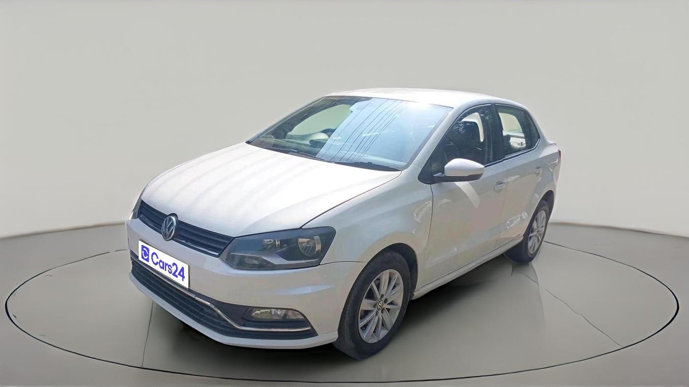 2016 Volkswagen Ameo HIGHLINE DSG 1.5 DIESEL , Diesel, Automatic, 1,17,980 km, exterior