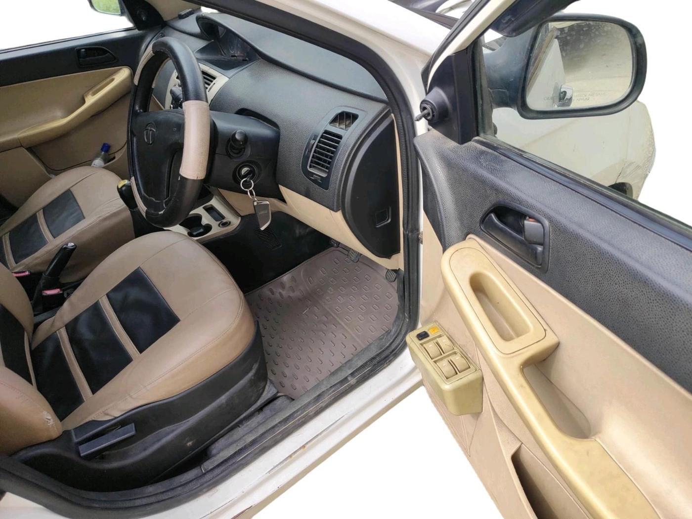 2013 Tata Indica Vista LS QUADRAJET, Diesel, Manual, 1,37,177 km, interior